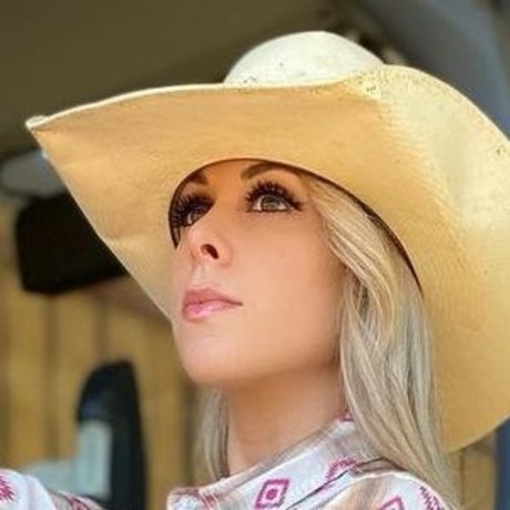 Jessica Hugues onlyfans nude photos