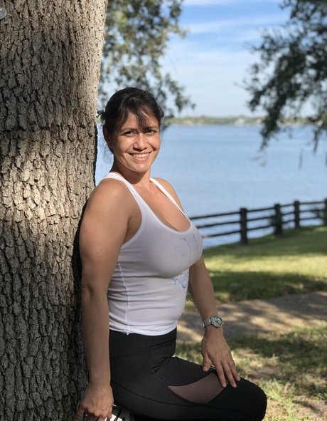 yusimee onlyfans striptease