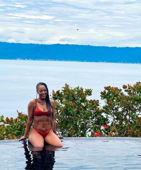 Negra Li porn onlyfans