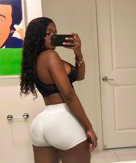 Babeth Lando Profile pic