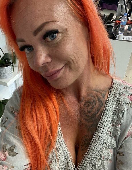 loving queent onlyfans for free