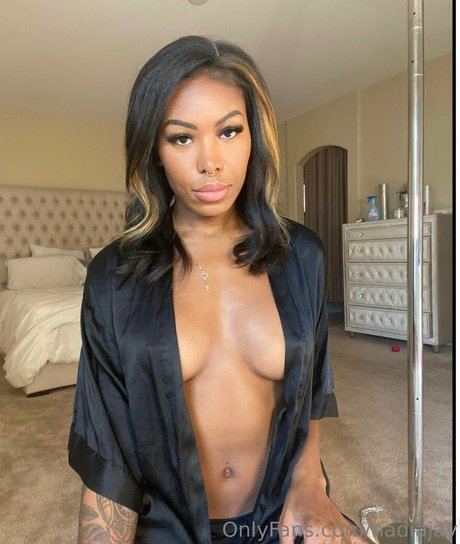 nadiajay onlyfans leaked nudes