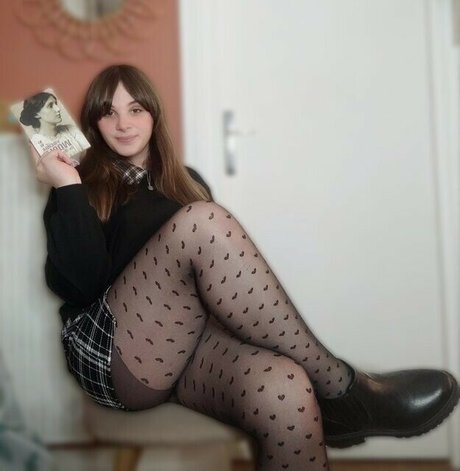 Alix Fembug onlyfans naked leaked