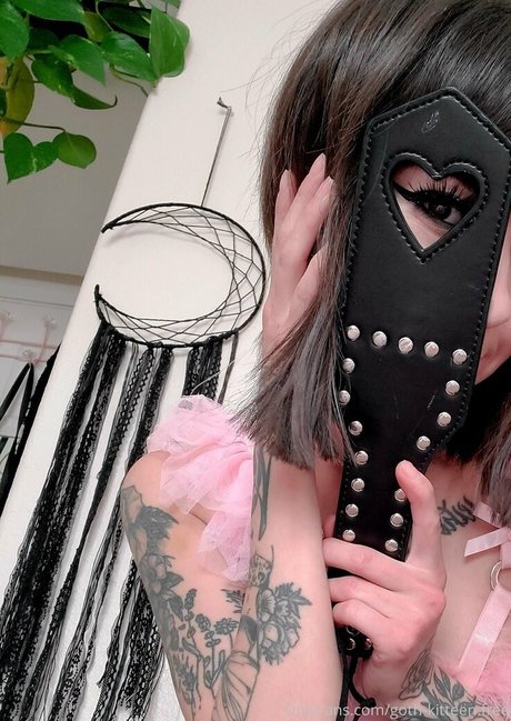 goth kitteen free onlyfans leaks