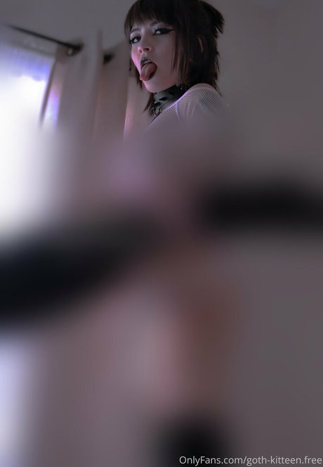 goth kitteen free topless onlyfans