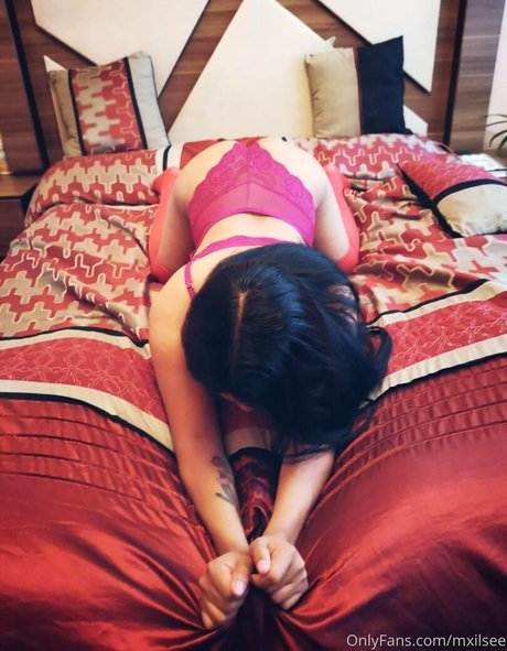 mxilsee onlyfans nude leaks