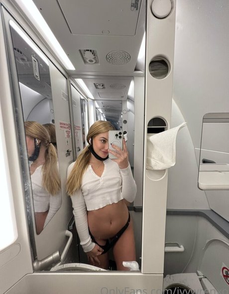 ivywrenxo onlyfans photos