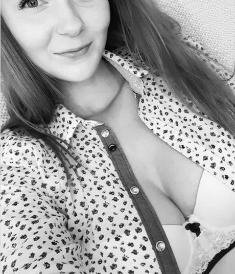 LittleBee porn onlyfans leaks