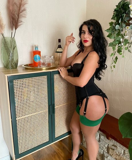 Lily Fiore onlyfans leak free