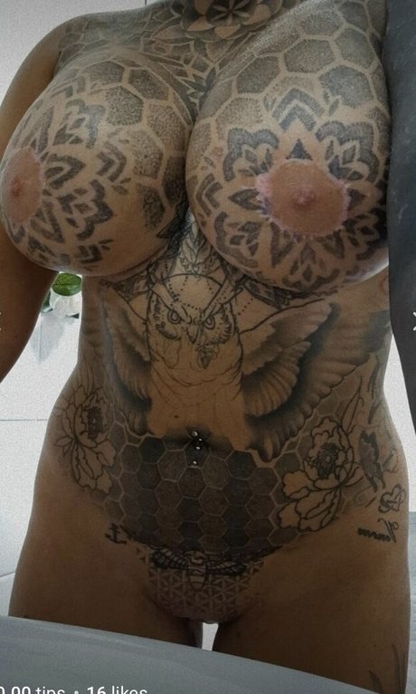 Sian Keela onlyfans model