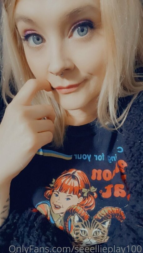 pregnant threesome onlyfans sex negative