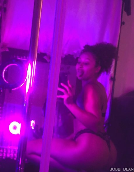 Bobbi dean topless onlyfans