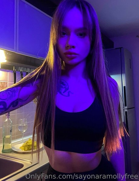 sayonaramollyfree only fans review