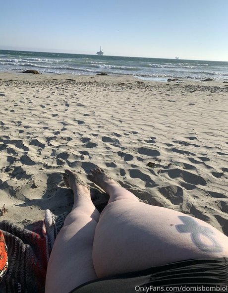 domisbomb onlyfans content