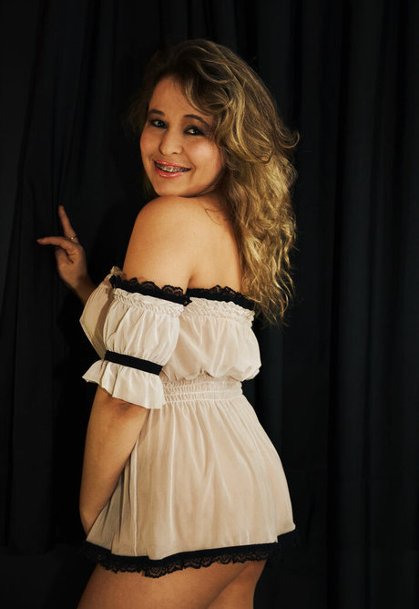 Dani BeBe onlyfans model