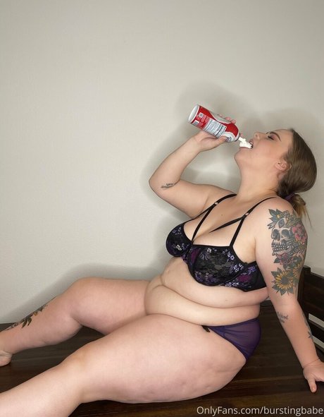 burstingbabe Profile pic