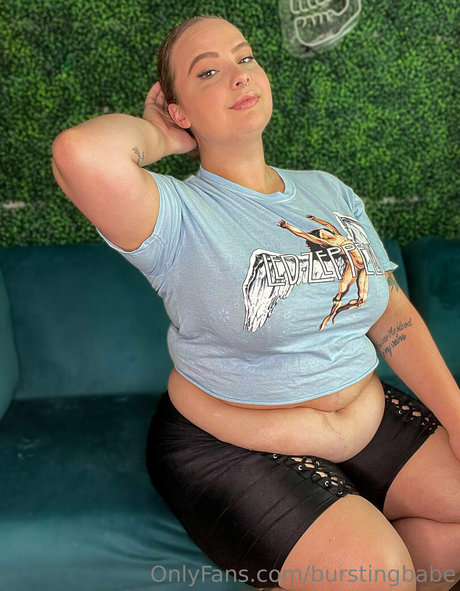 burstingbabe onlyfans nsfw