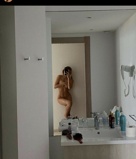 Maria Mingueza onlyfans creator