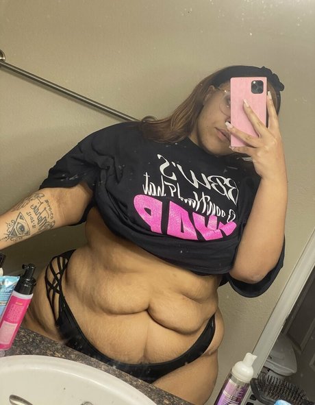 ayannacharelle onlyfans leaked tits