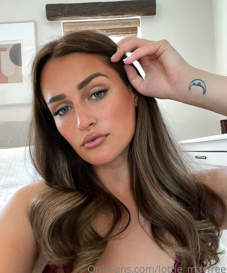 lottie mayfree onlyfans photos