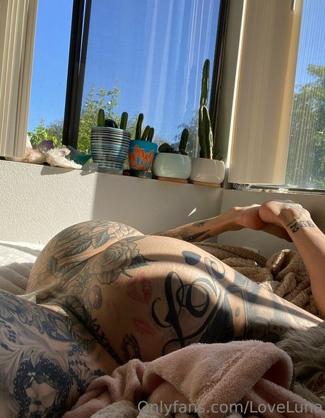 loveluna onlyfans star