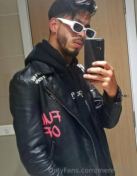 meretblack onlyfans nude leak