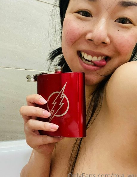mia wu onlyfans star