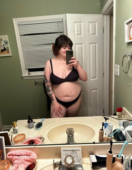 roundprincess porn onlyfans