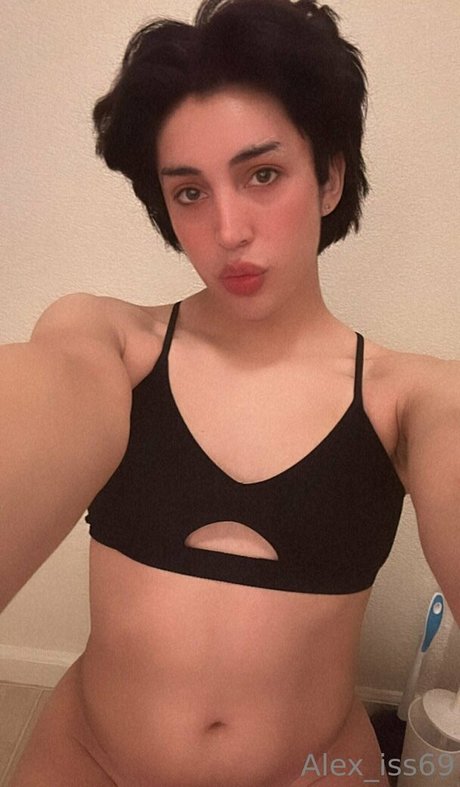 alex iss69 onlyfans porn