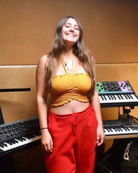 midget onlyfans free sexy selfie