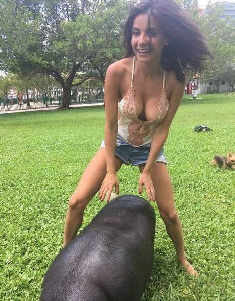 Mikaela Hoover onlyfans leak