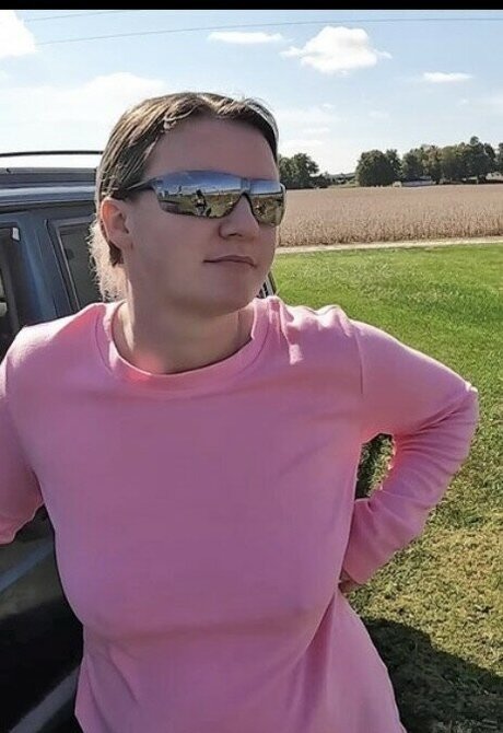 L M Country Living nudes onlyfans