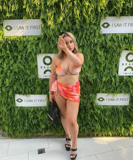 Leanne Campbell only fans pictures