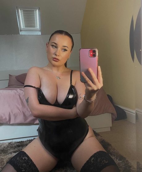 Leanne Campbell onlyfans nude porn