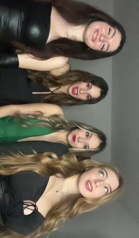 Francesca S naked onlyfans leaked