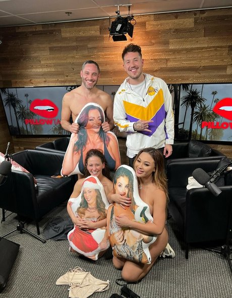 pillowtalkwithryan onlyfans free content