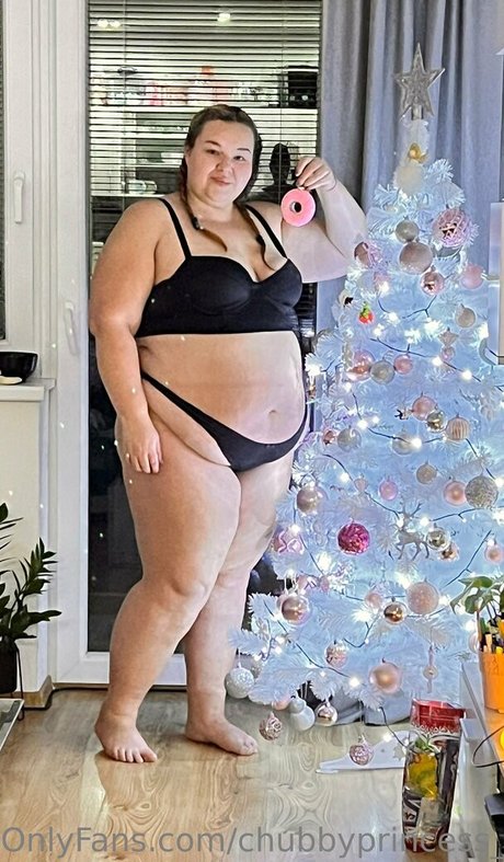 chubbyprincess 98 only fans content