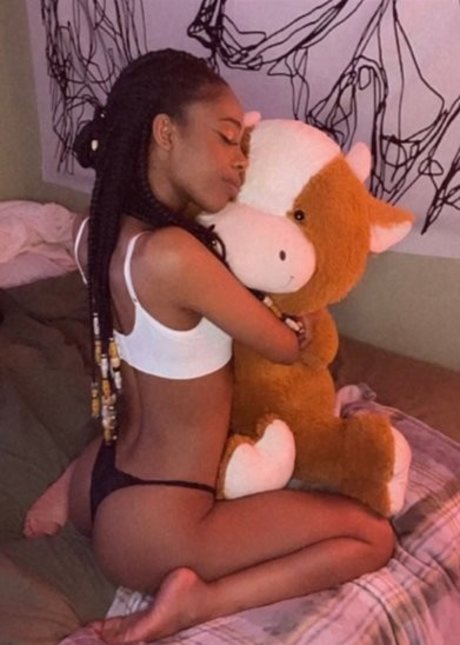 Urfavgirlfriend onlyfans pics nude