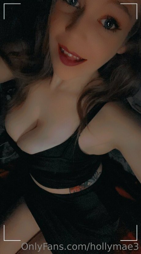 hollymae3 onlyfans model