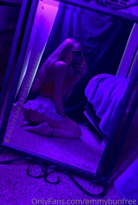 emmybunfree nude only fans