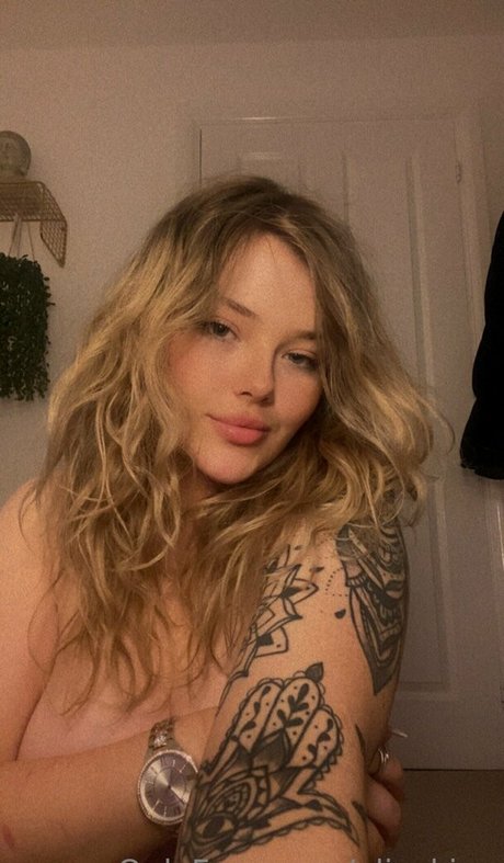 elizaking only fans pics