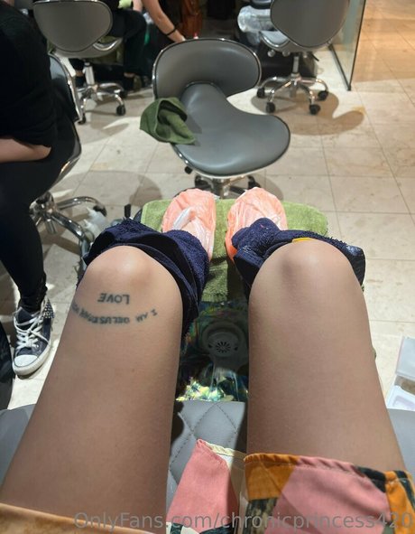 chronicprincess420 onlyfans nude