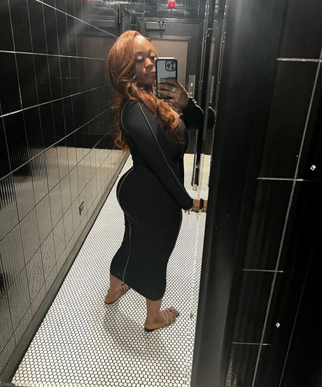 Dee Dee Davis onlyfans gratis