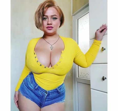 Valentine Blagoeva onlyfans model photos