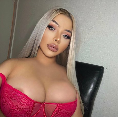 siliconebarbie onlyfans leaked dirtyship