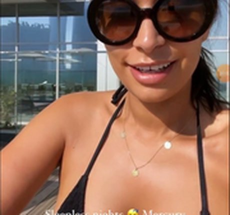 Lamiya Slimani onlyfans striptease