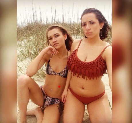 Sarah H onlyfans leaks nude