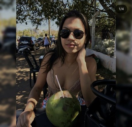 Lahthay strip onlyfans