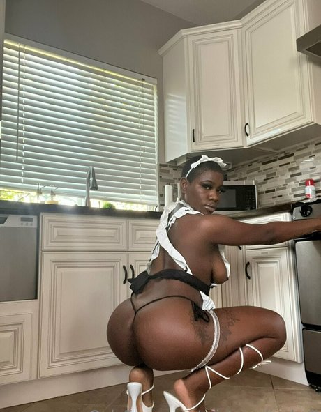 mistresslizabell nudes onlyfans leak