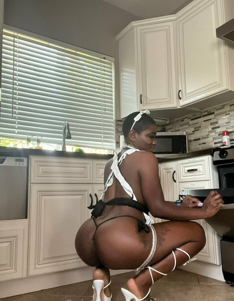 mistresslizabell nudes only fans